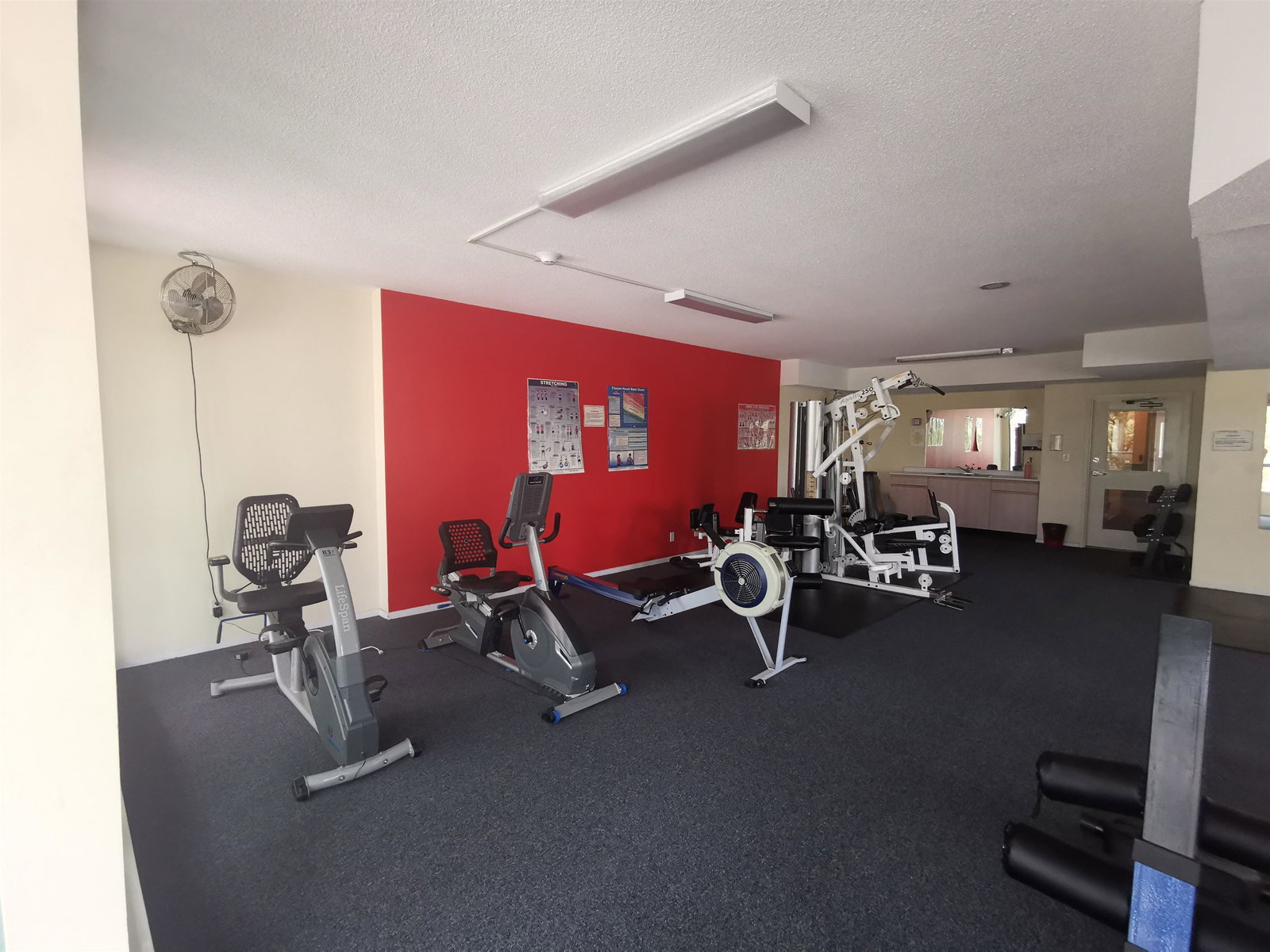 Listing Image 15
