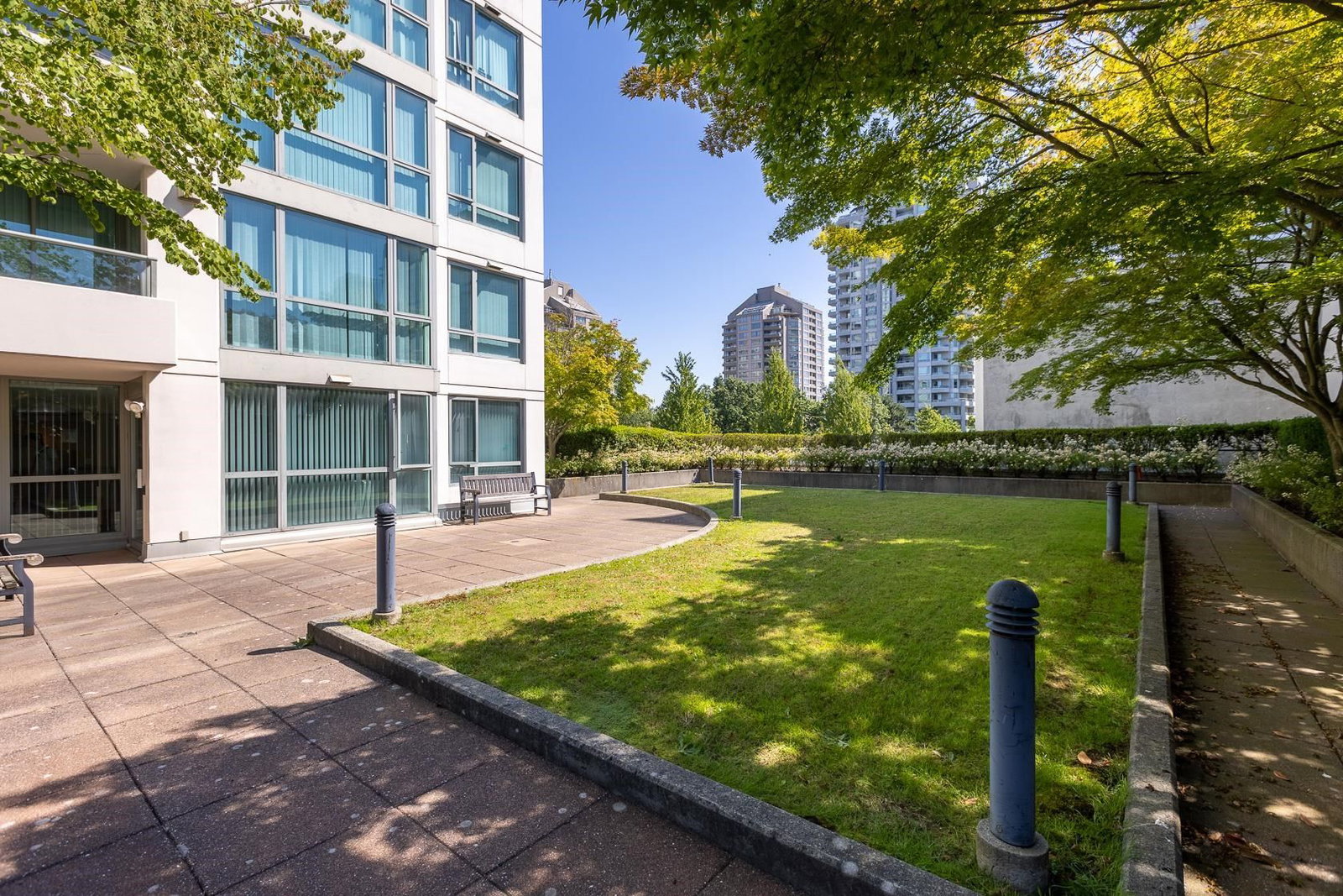 Listing Image 21