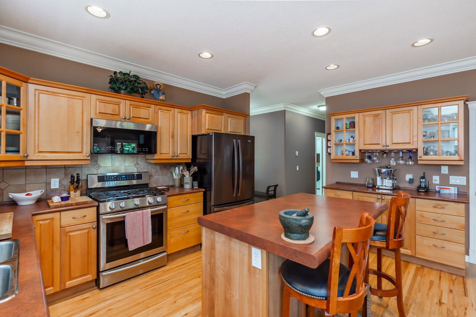 Listing Image 14