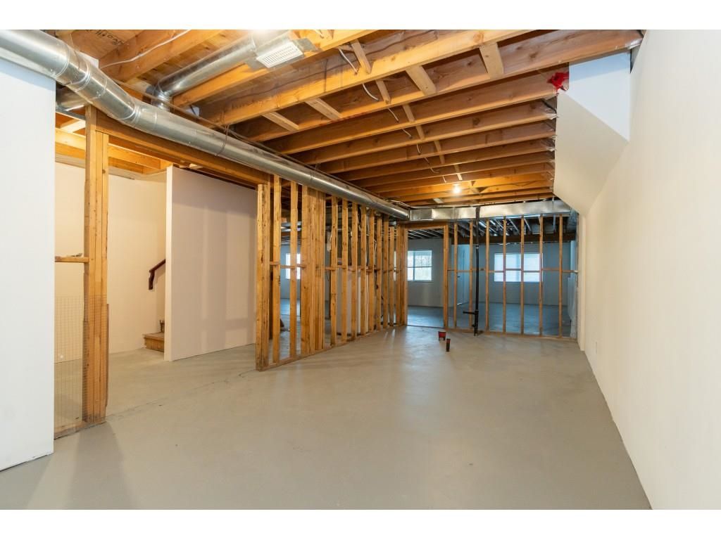 Listing Image 28