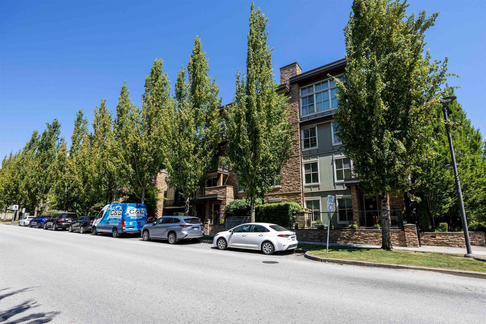 Listing Image 19