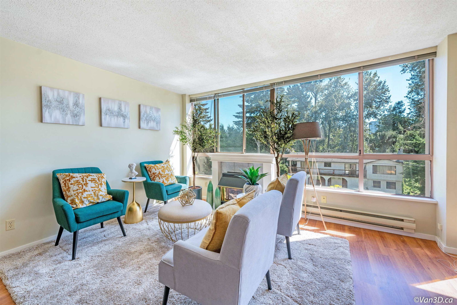 Listing Image 11