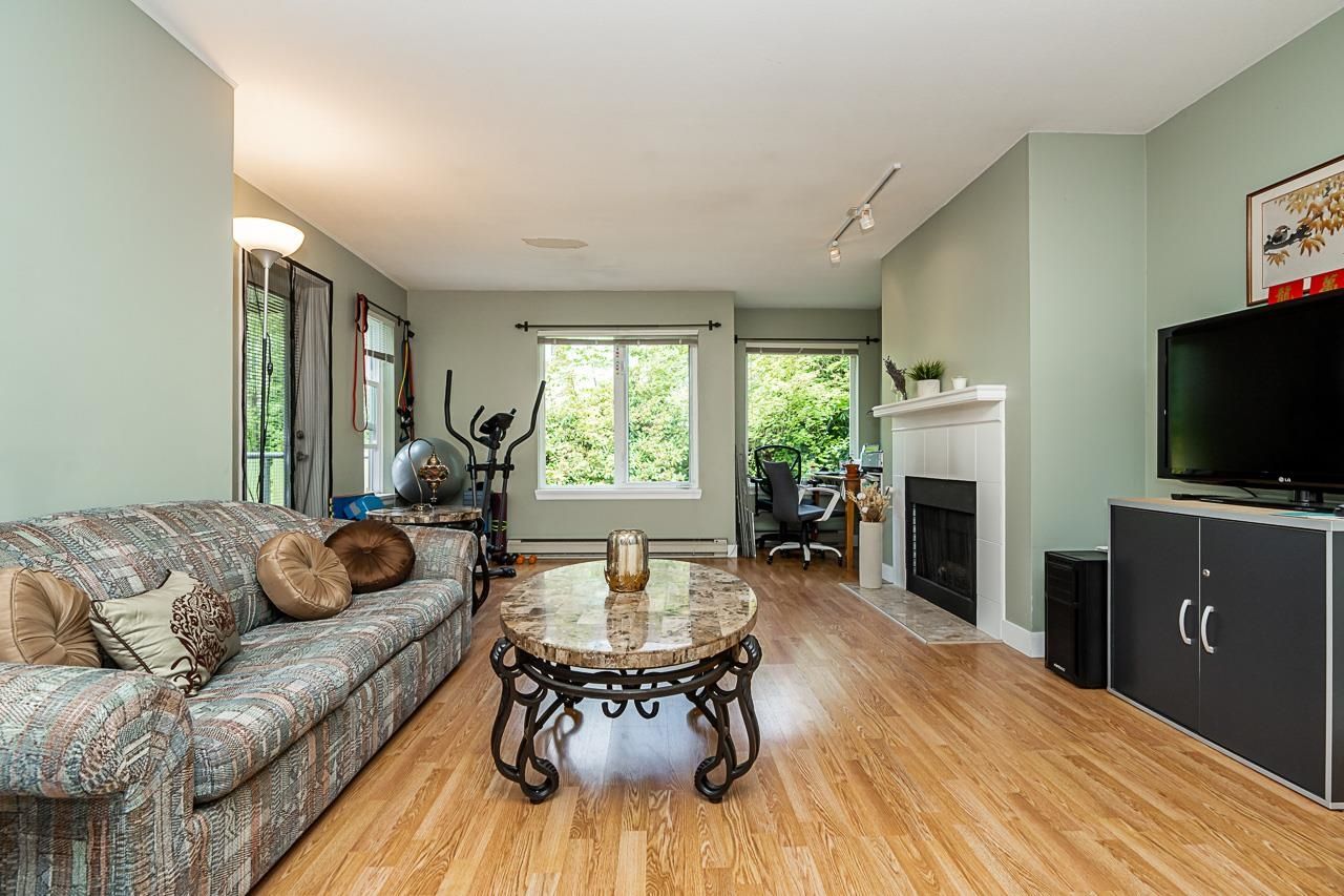 Listing Image 15