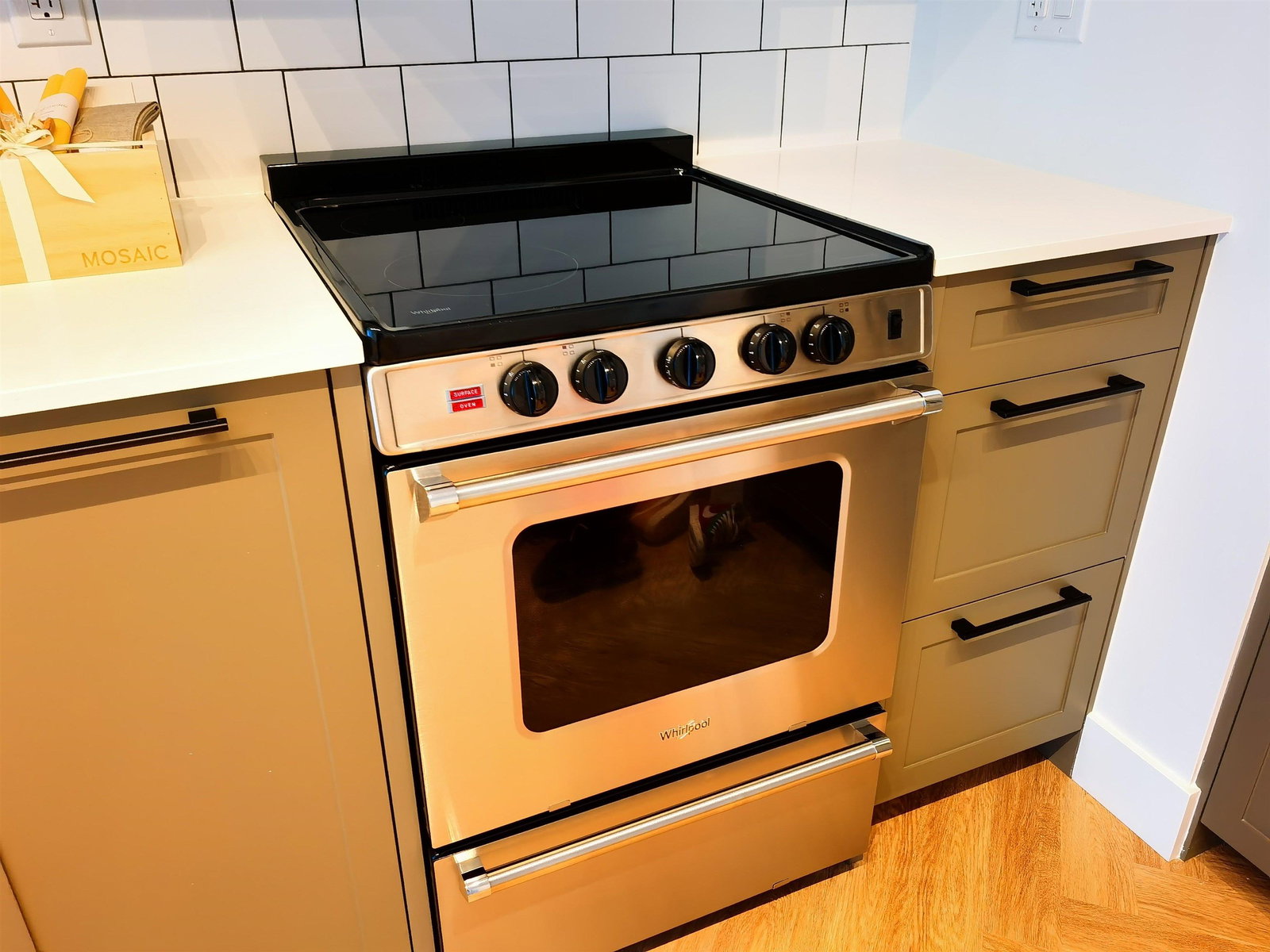 Listing Image 6