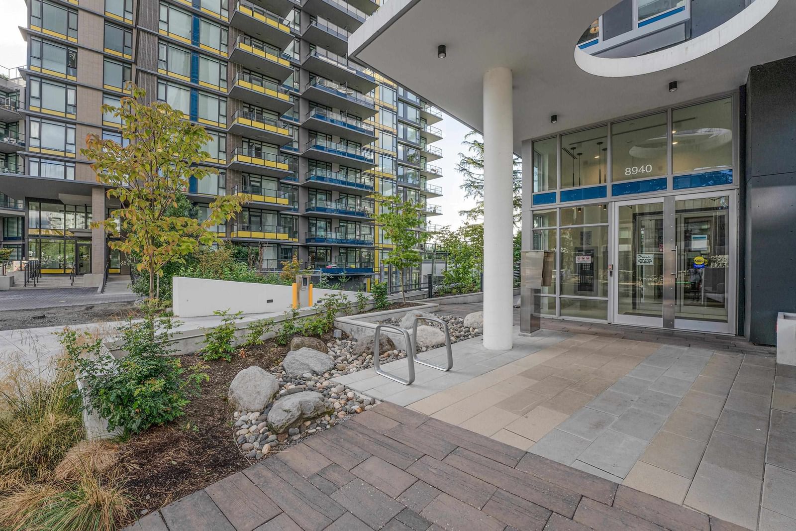 Listing Image 9