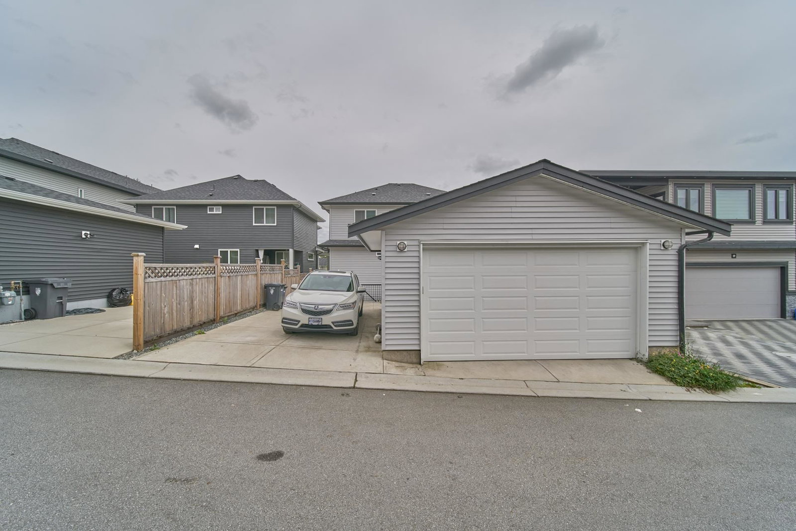 Listing Image 25