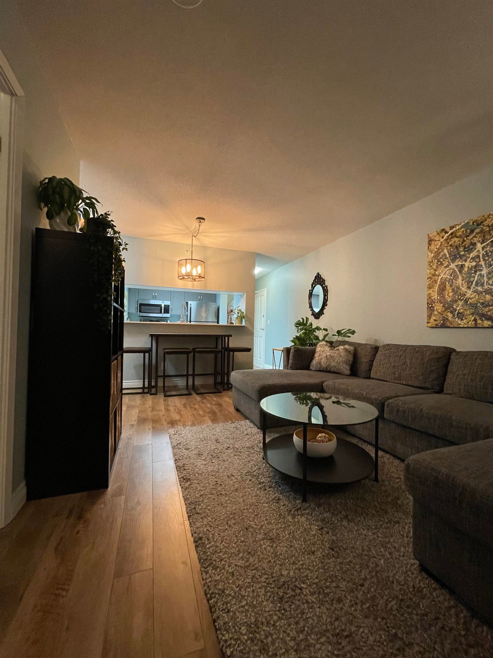 Listing Image 21