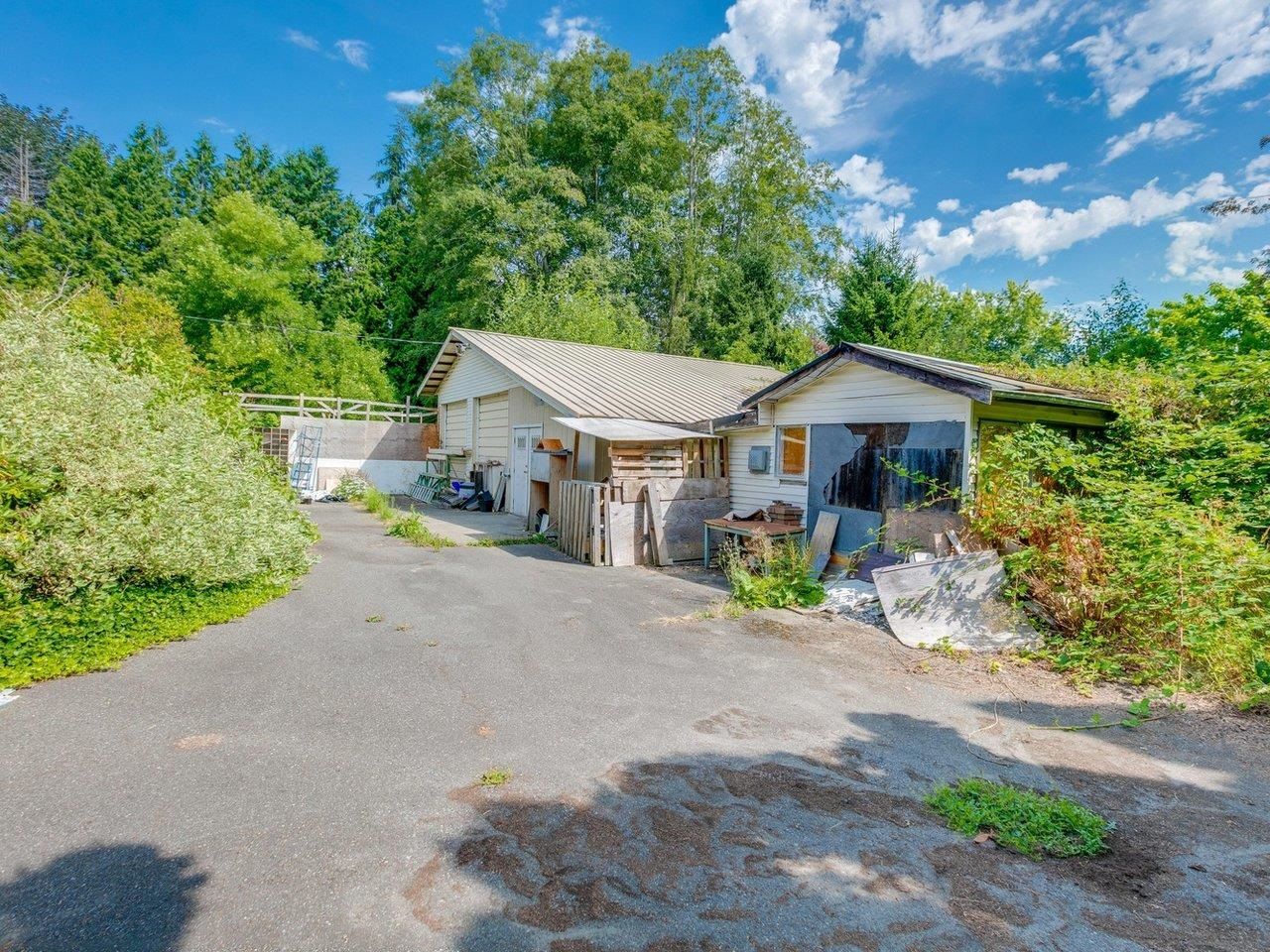 Listing Image 16