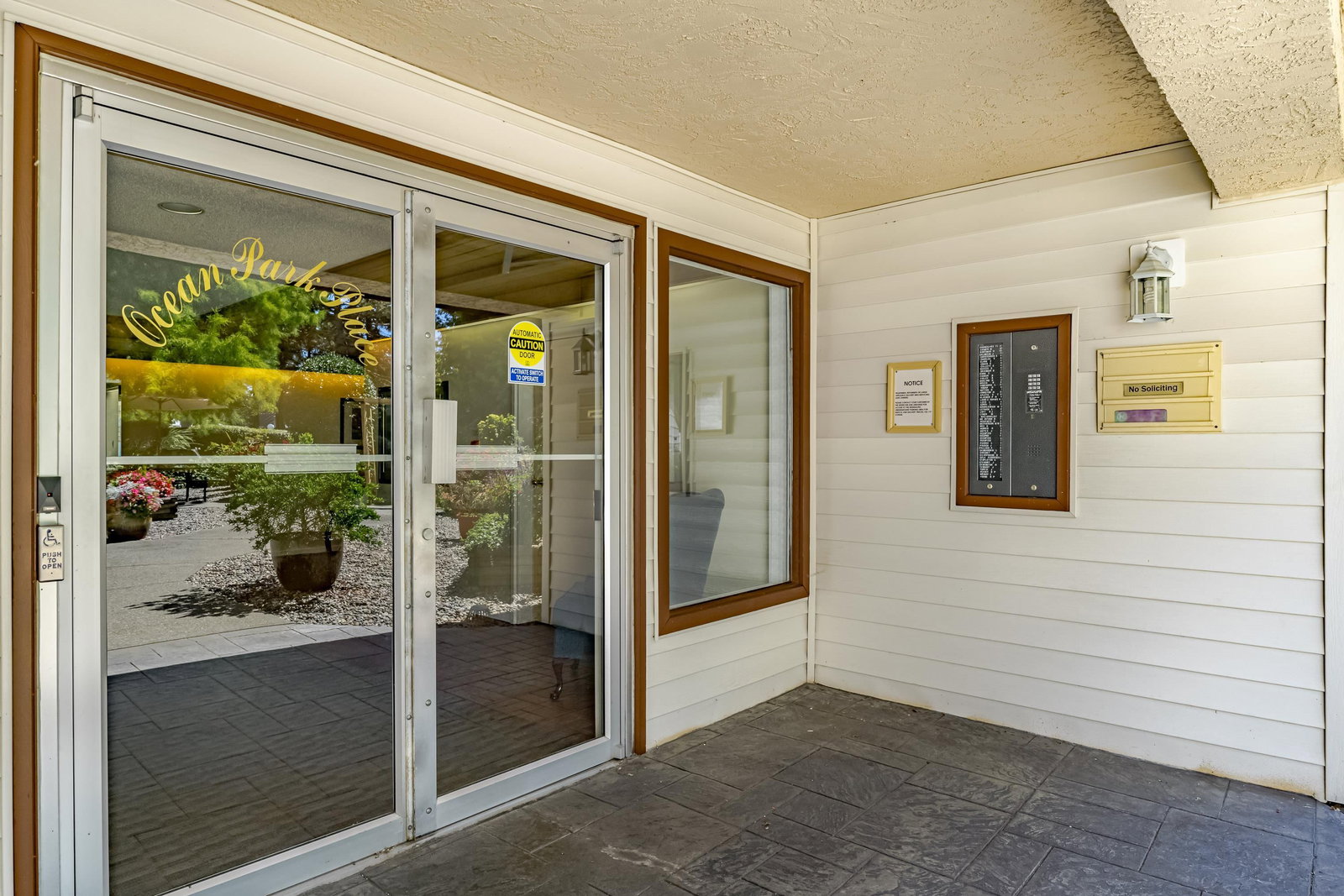 Listing Image 29