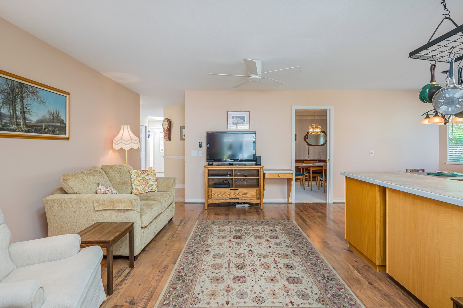 Listing Image 17