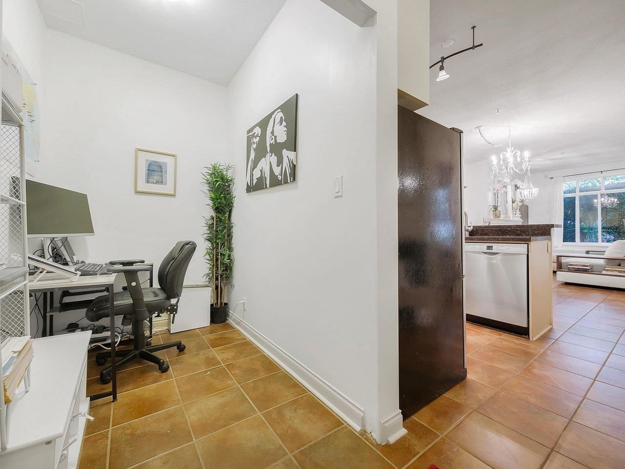 Listing Image 20