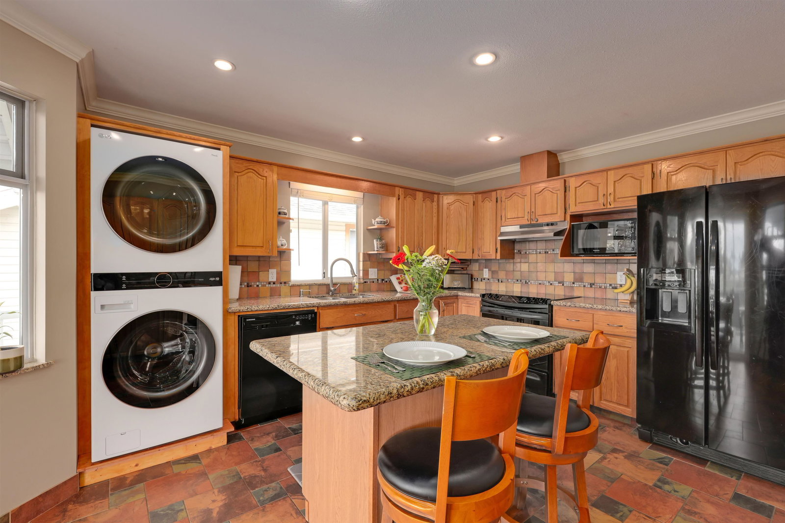 Listing Image 8