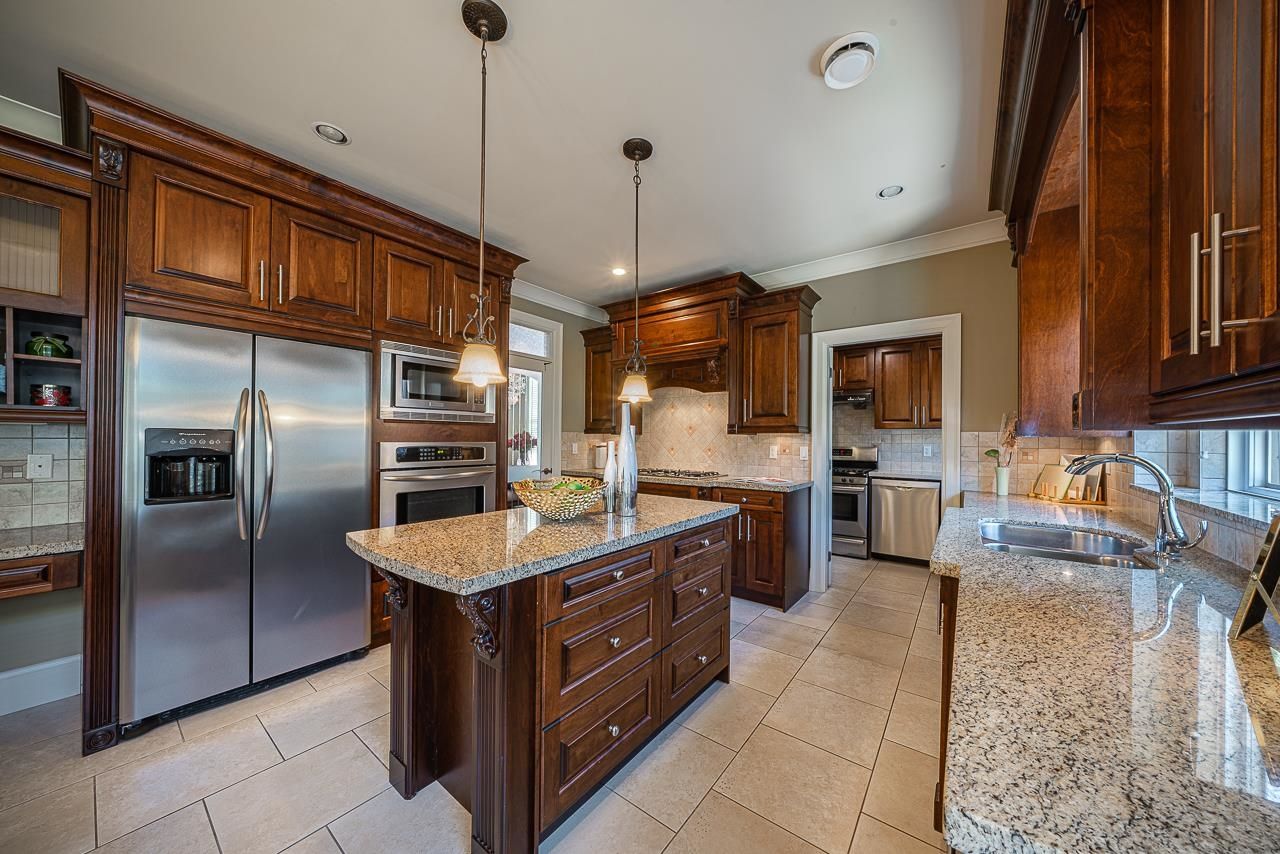 Listing Image 12