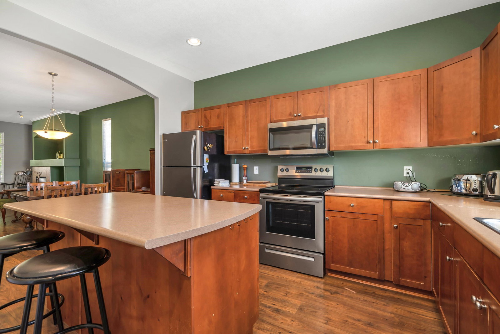 Listing Image 3