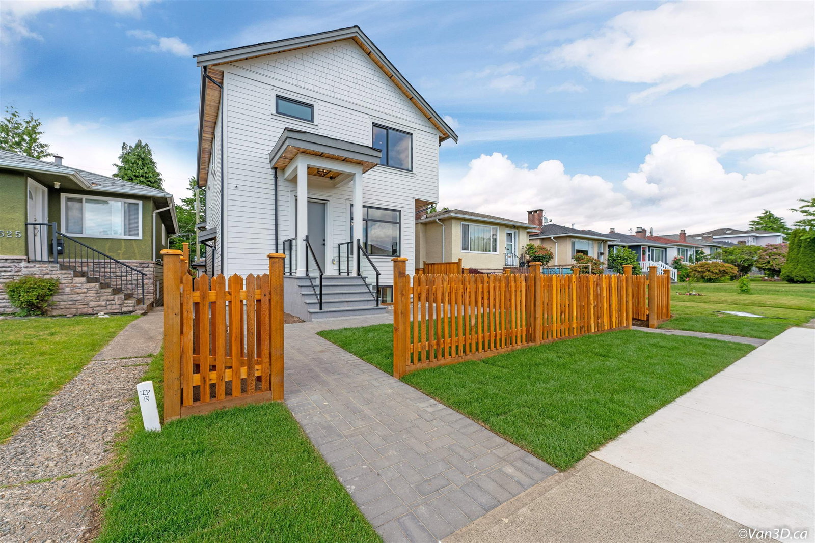 Listing Image 1