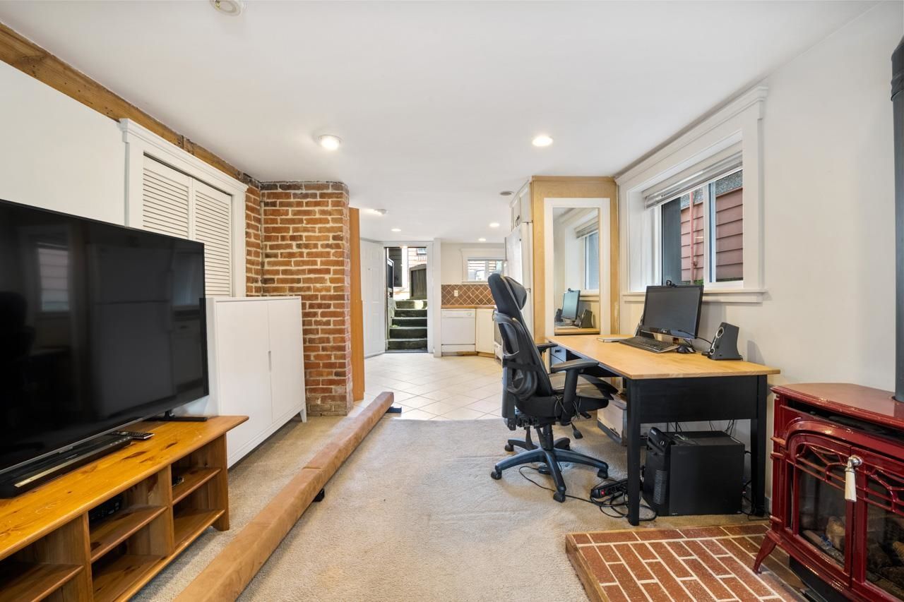 Listing Image 20