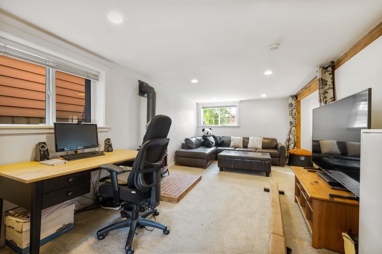 Listing Image 21