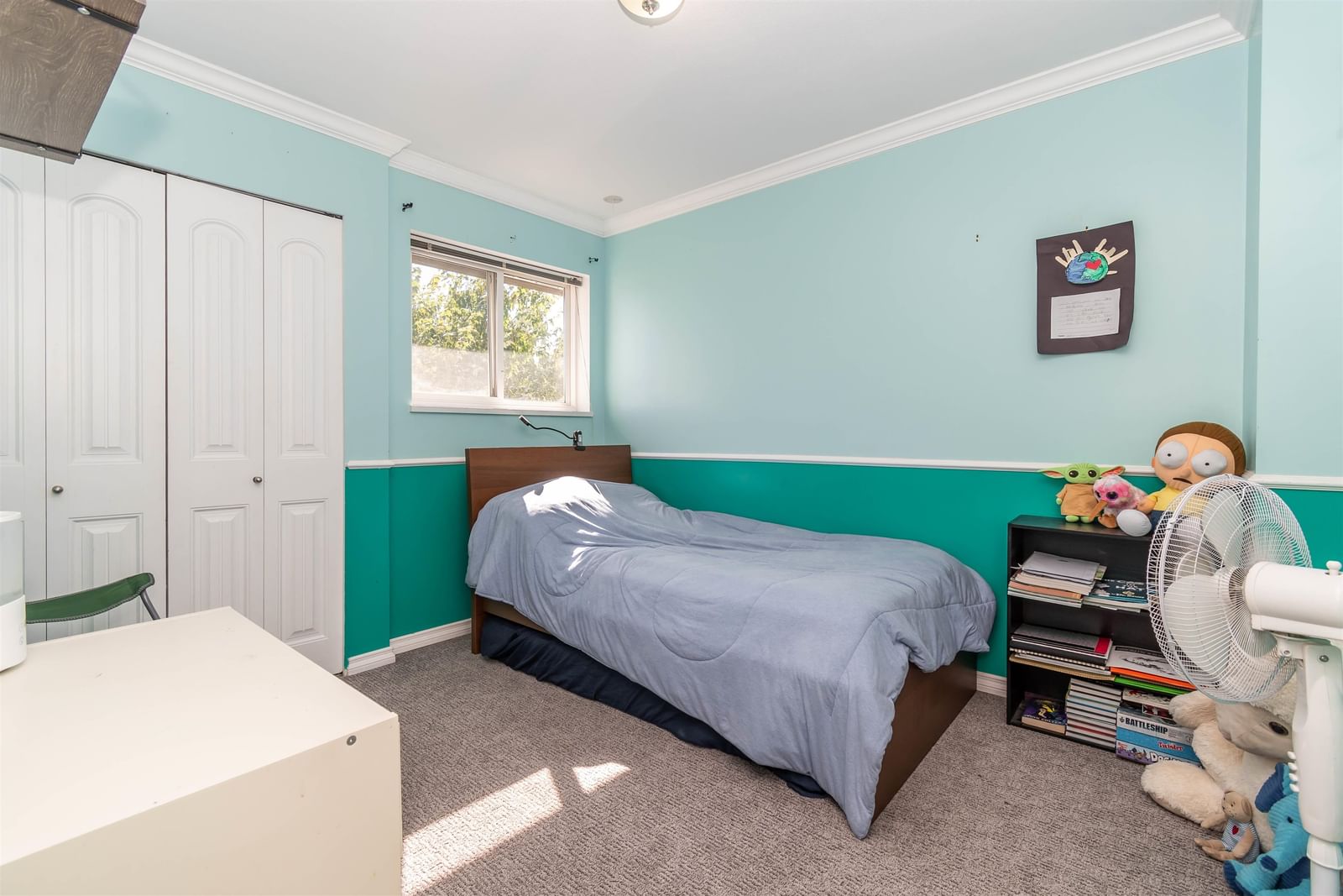 Listing Image 16