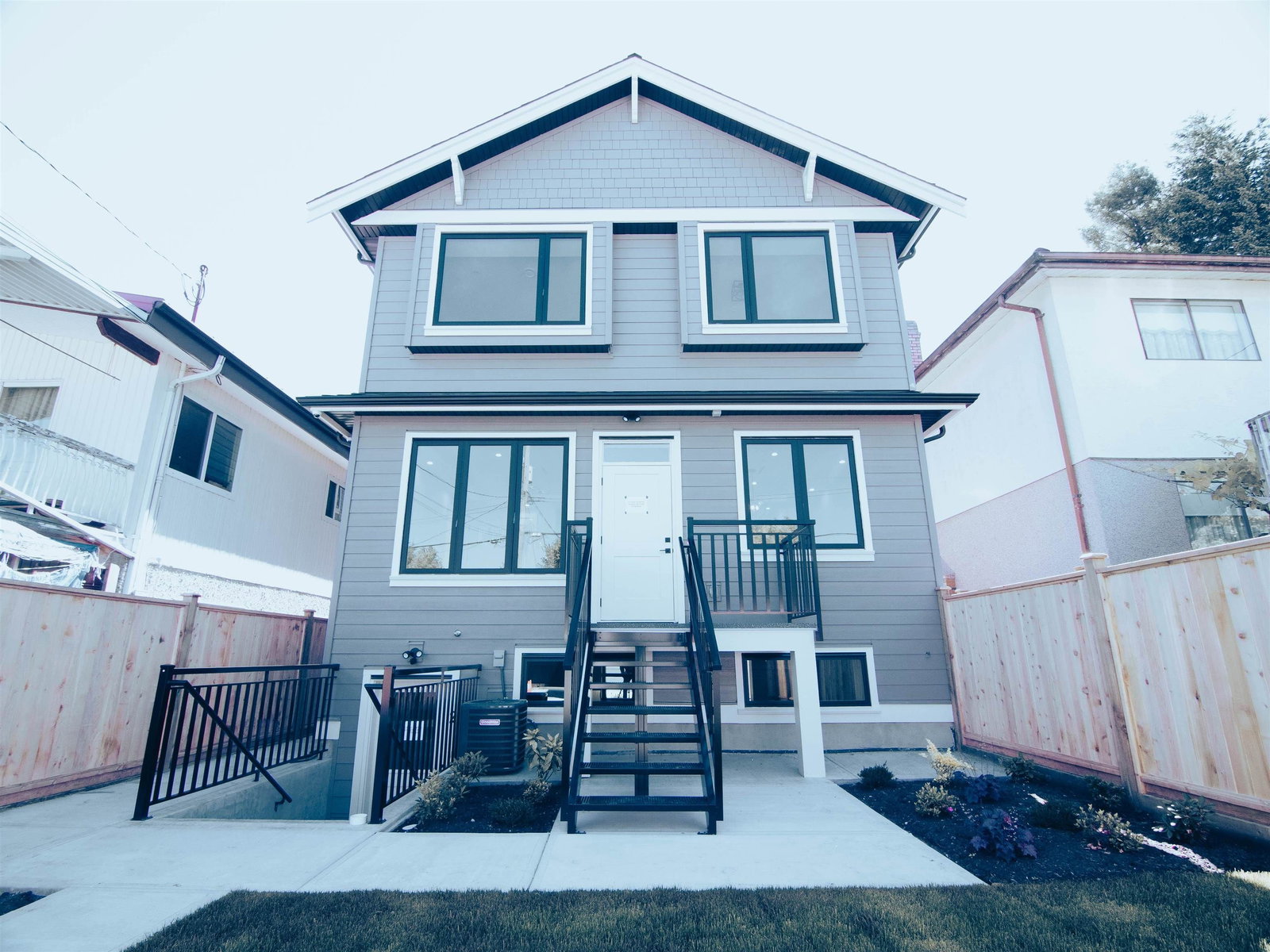 Listing Image 20