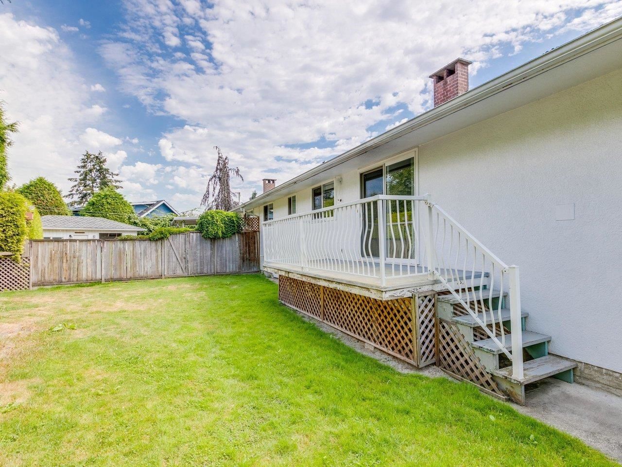 Listing Image 22