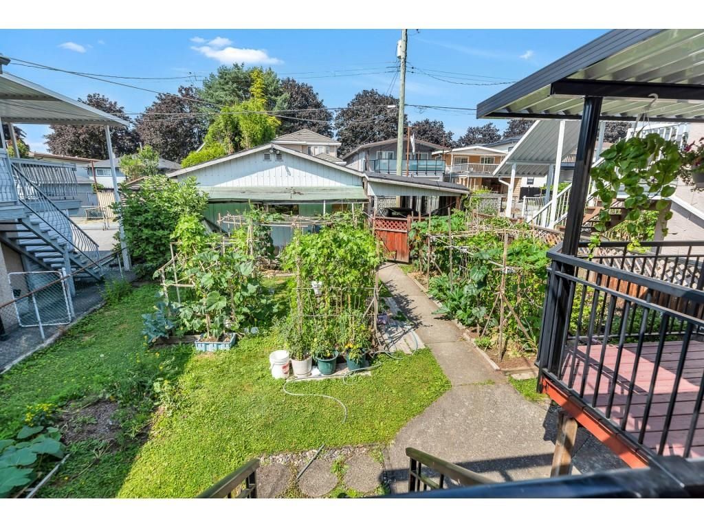Listing Image 17