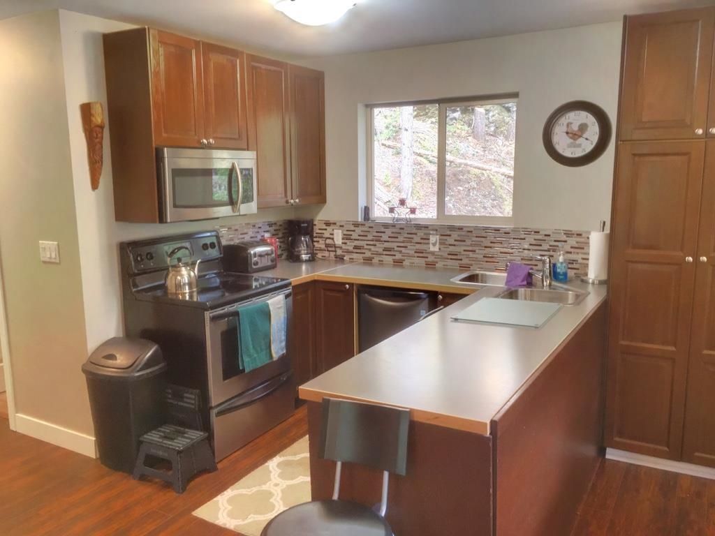 Listing Image 8