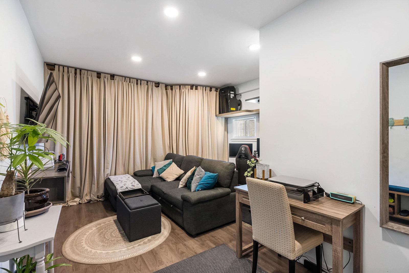 Listing Image 30