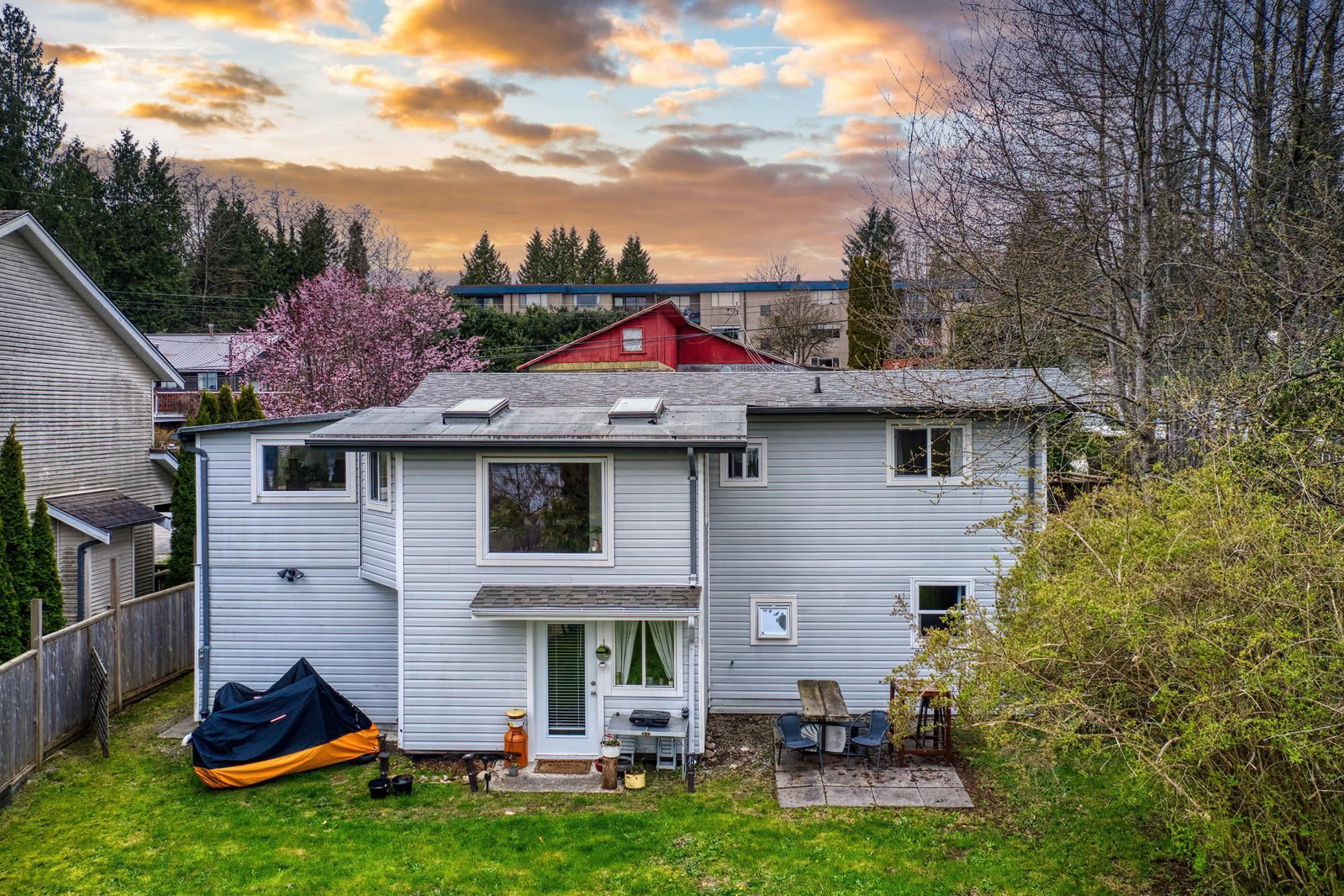 Listing Image 32