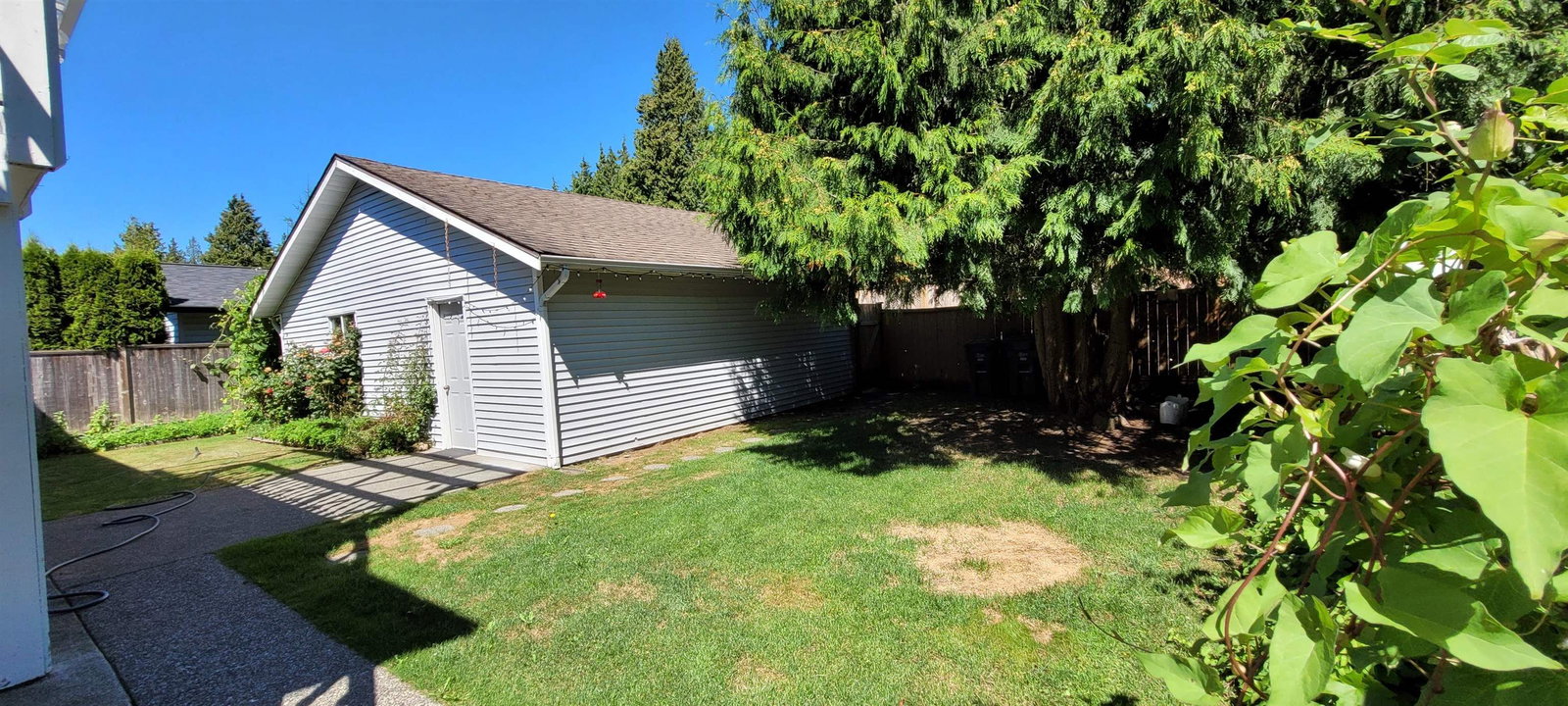 Listing Image 18