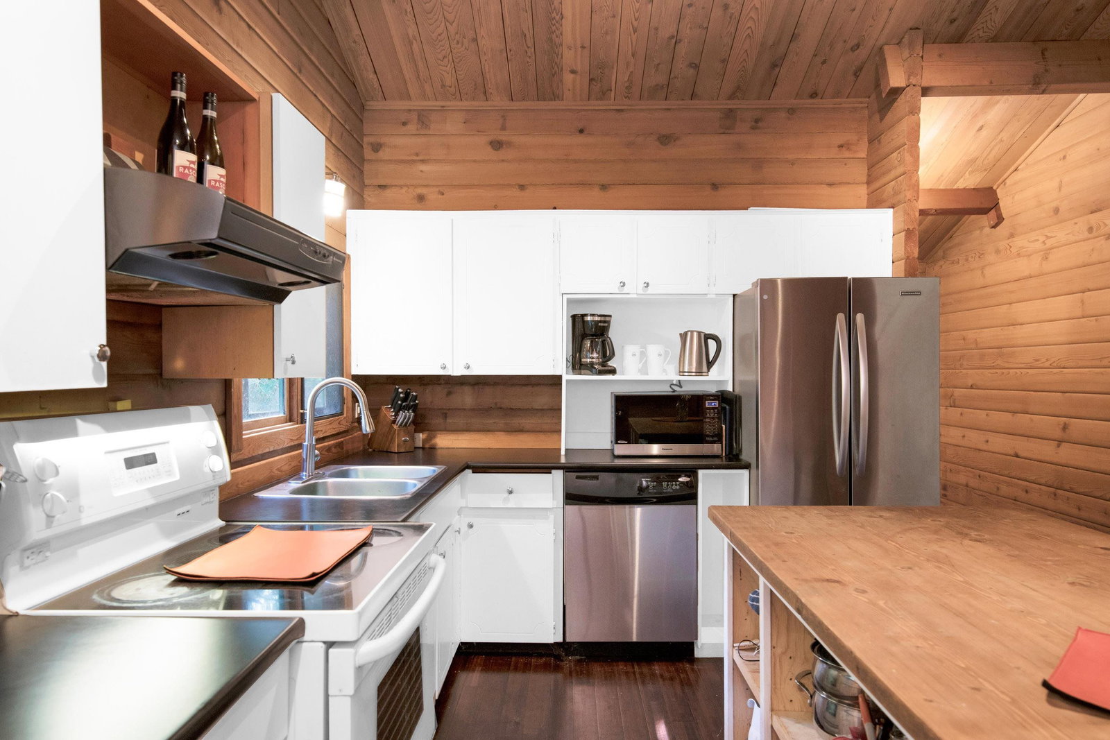Listing Image 13