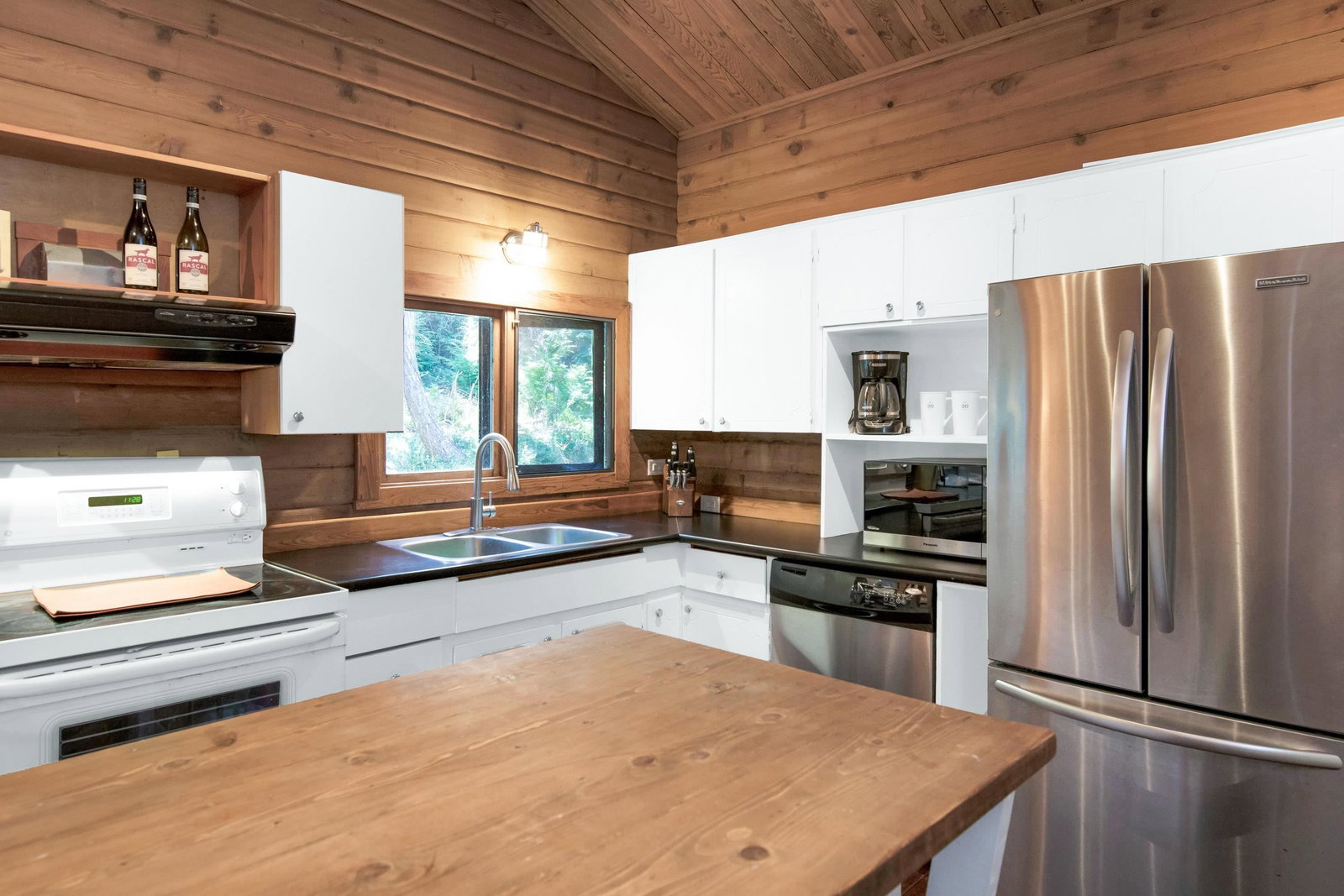 Listing Image 14