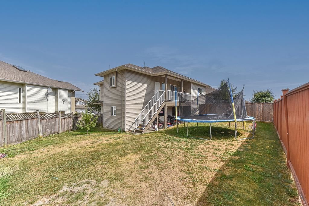 Listing Image 32