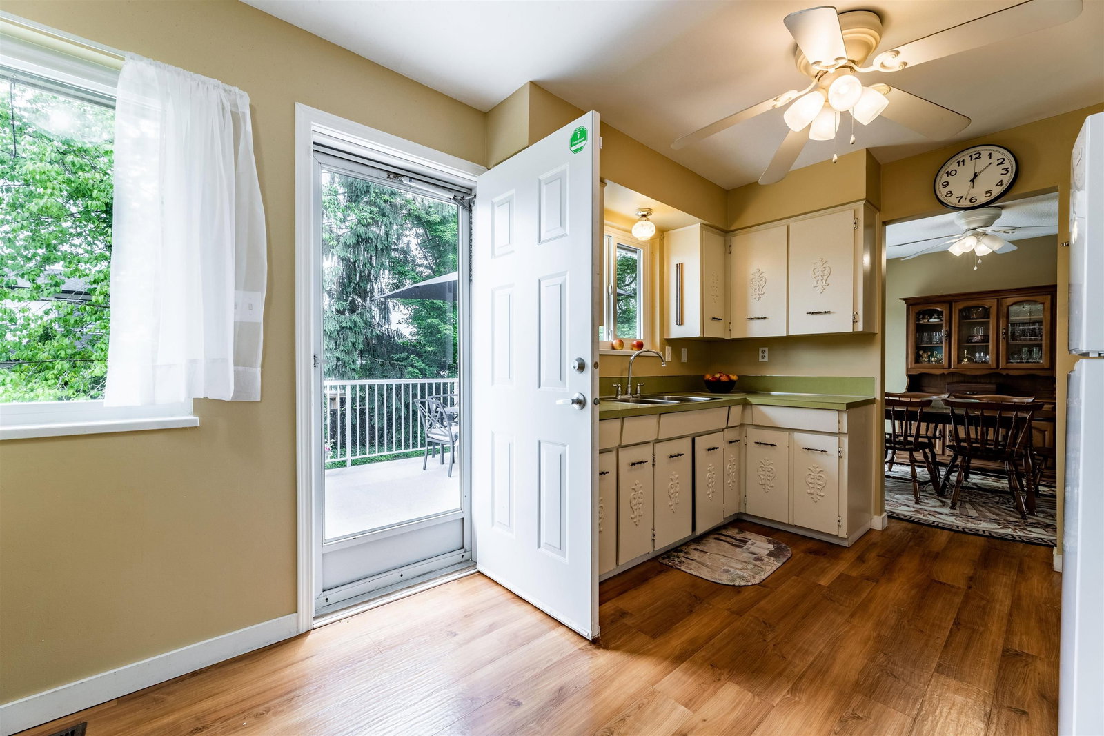 Listing Image 14