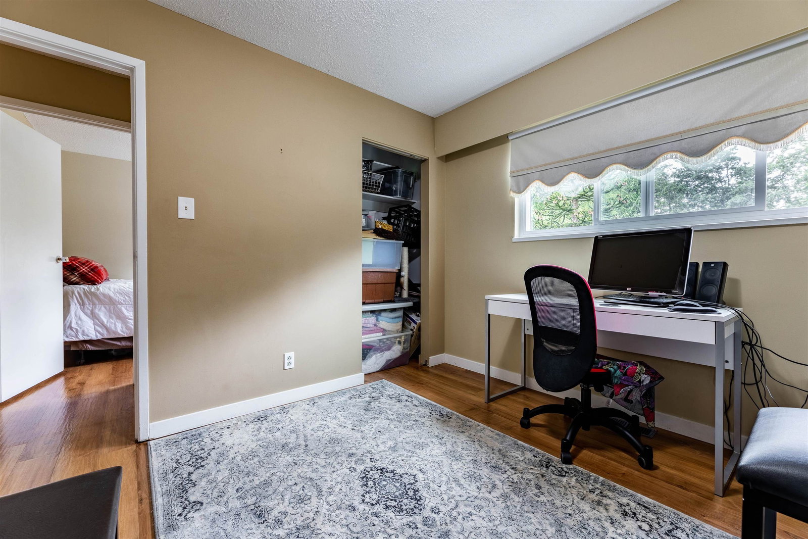 Listing Image 25