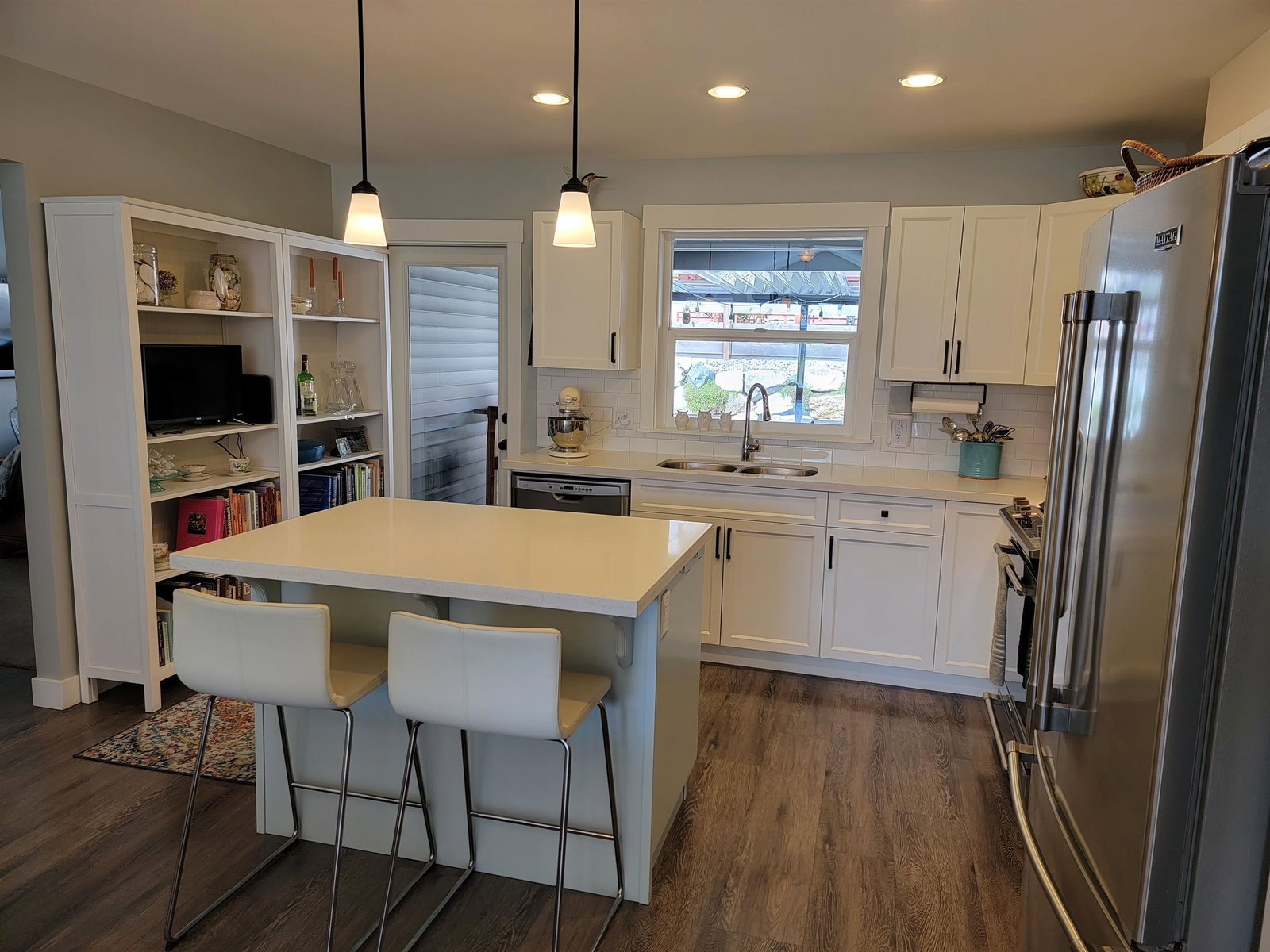 Listing Image 14