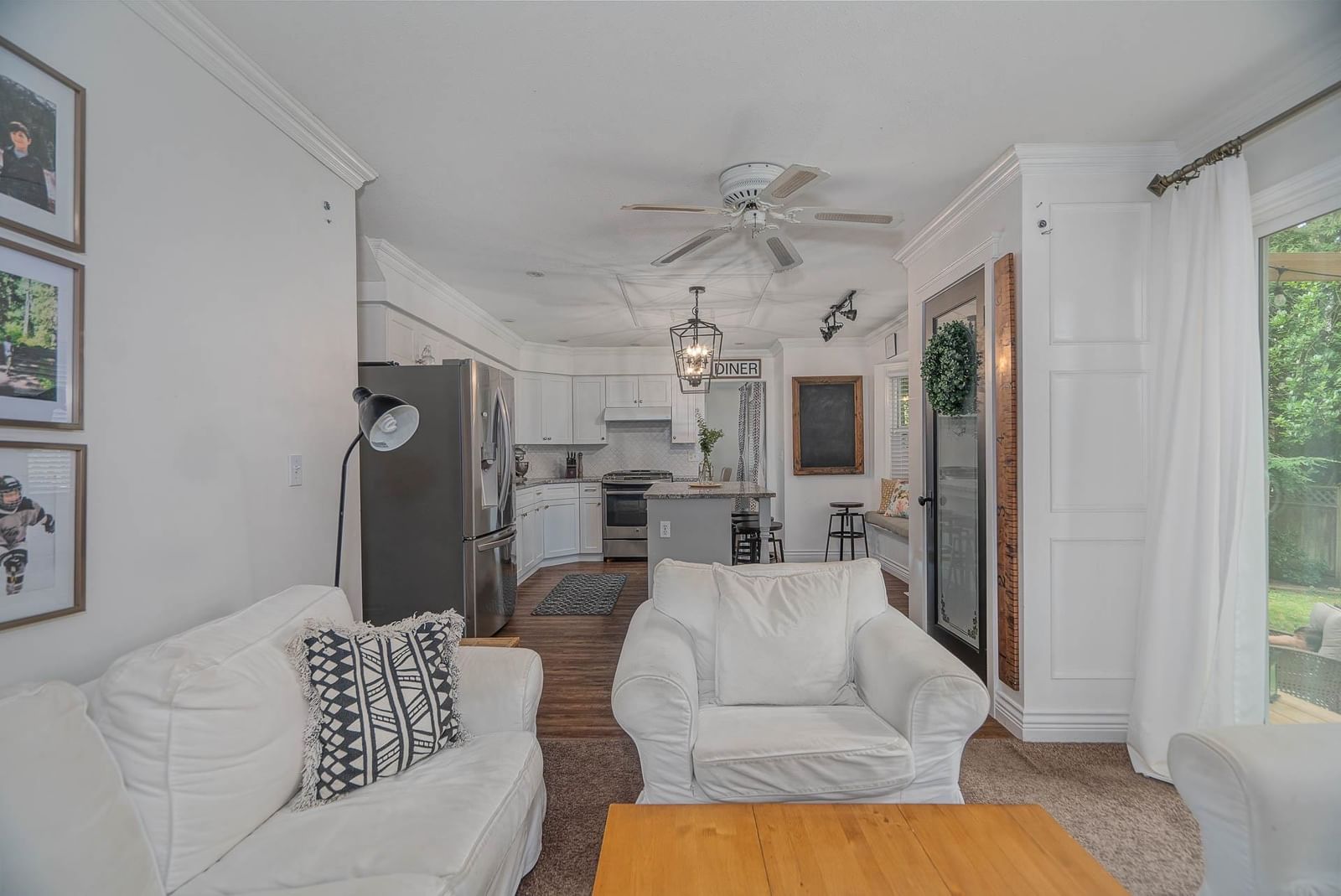 Listing Image 17