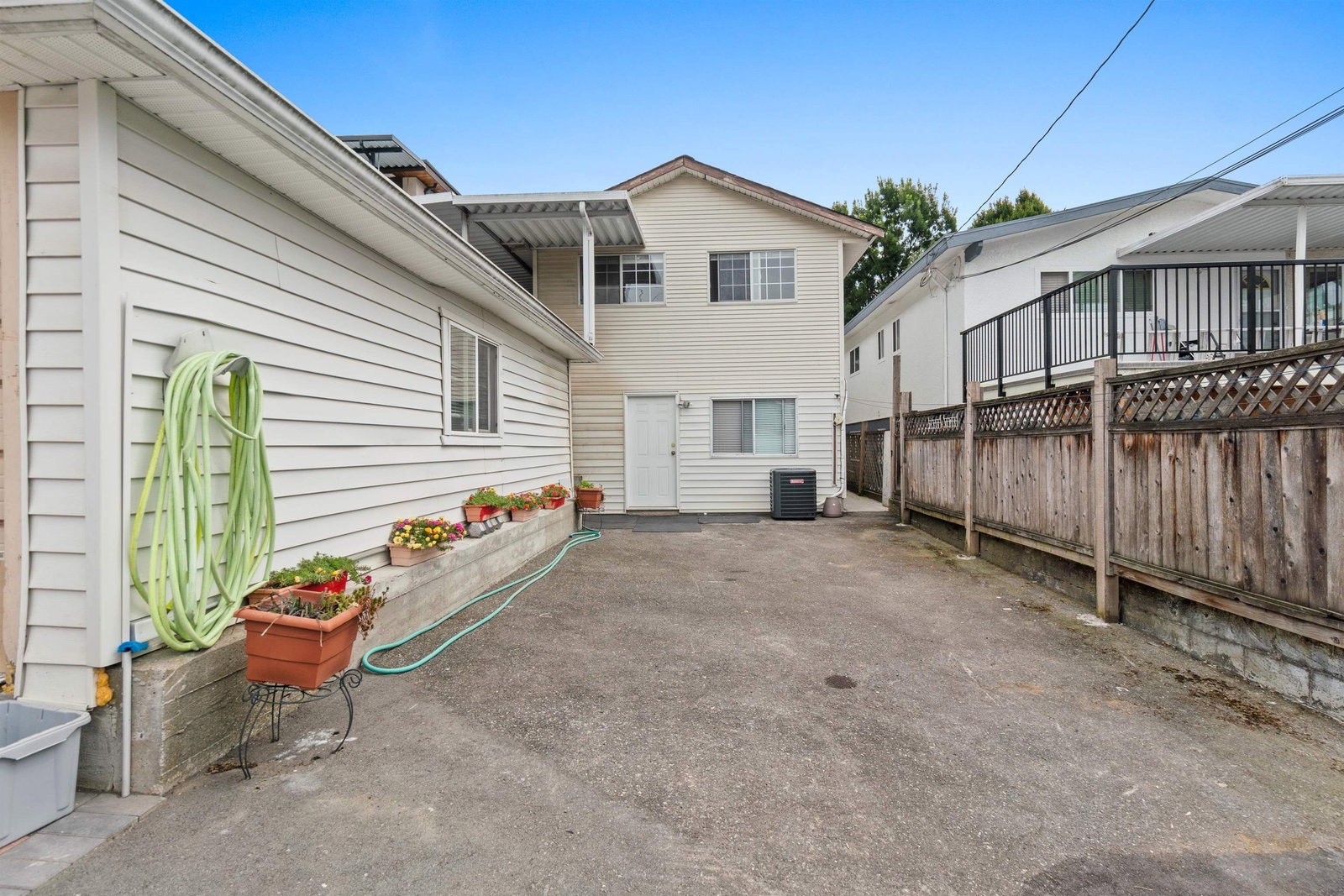 Listing Image 19