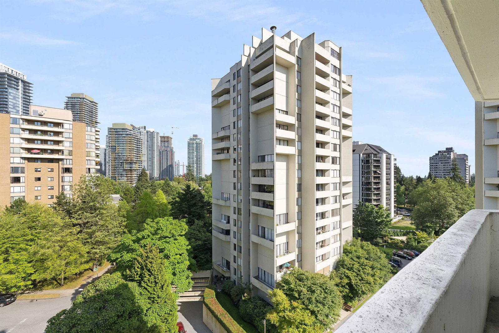 Listing Image 9