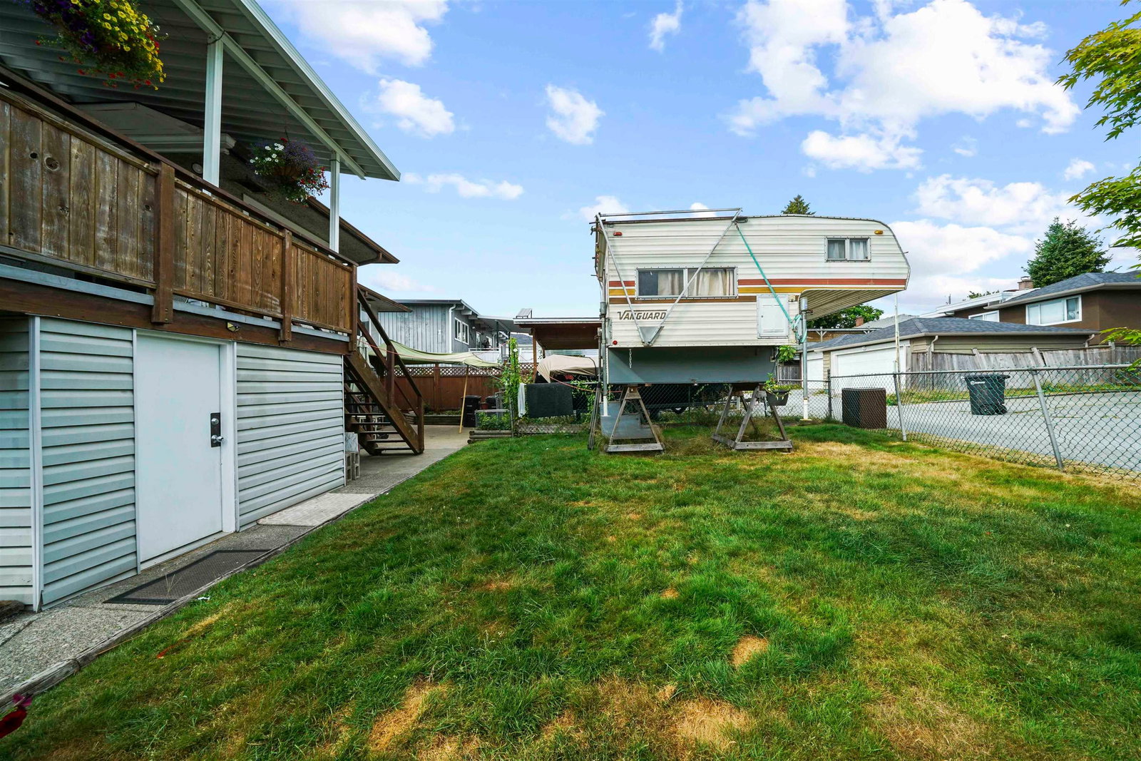 Listing Image 22