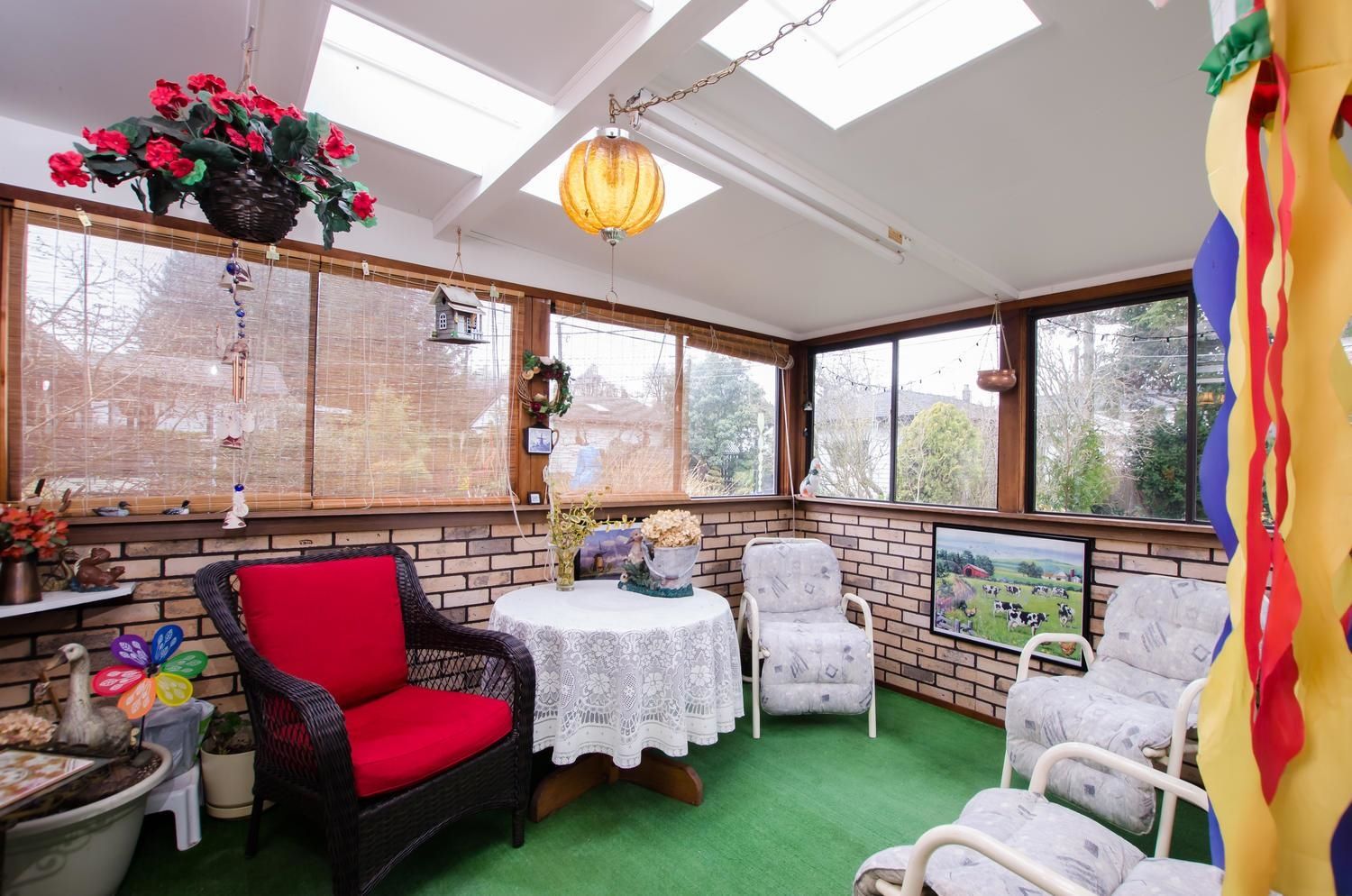 Listing Image 12