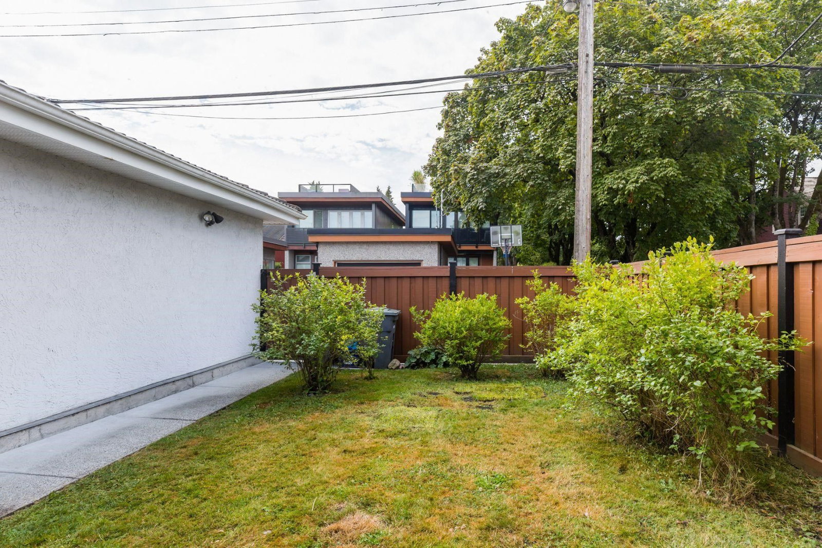 Listing Image 33