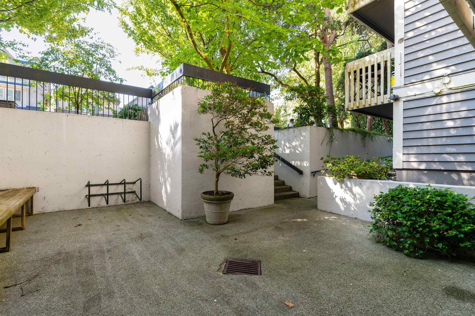 Listing Image 25