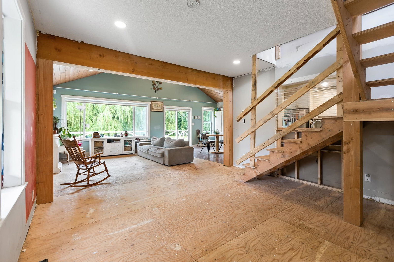 Listing Image 9