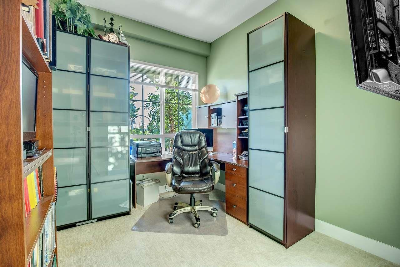 Listing Image 12