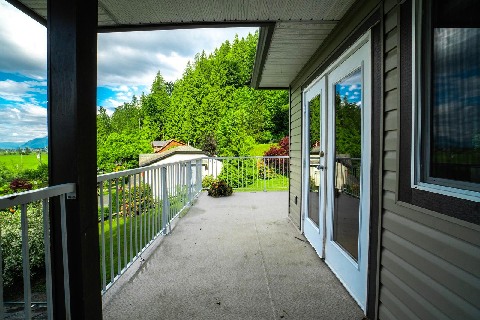 Listing Image 25