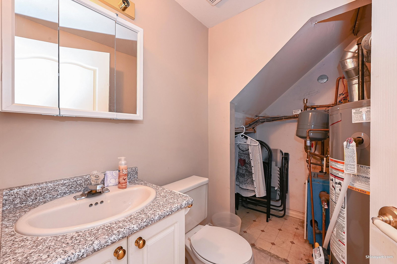 Listing Image 15