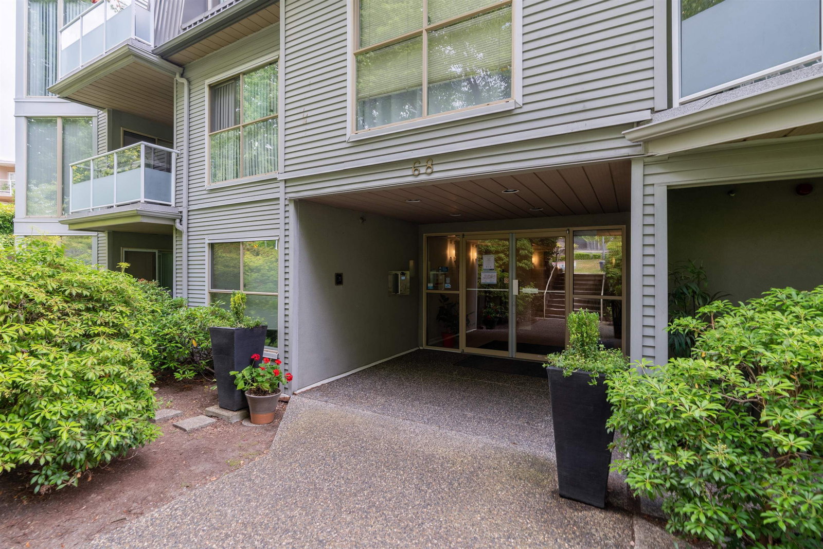 Listing Image 33