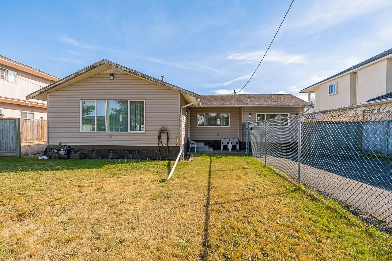 Listing Image 6