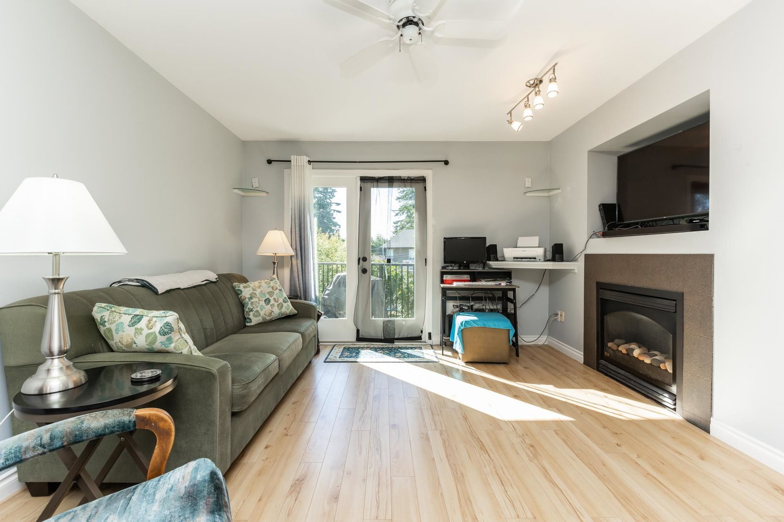 Listing Image 18