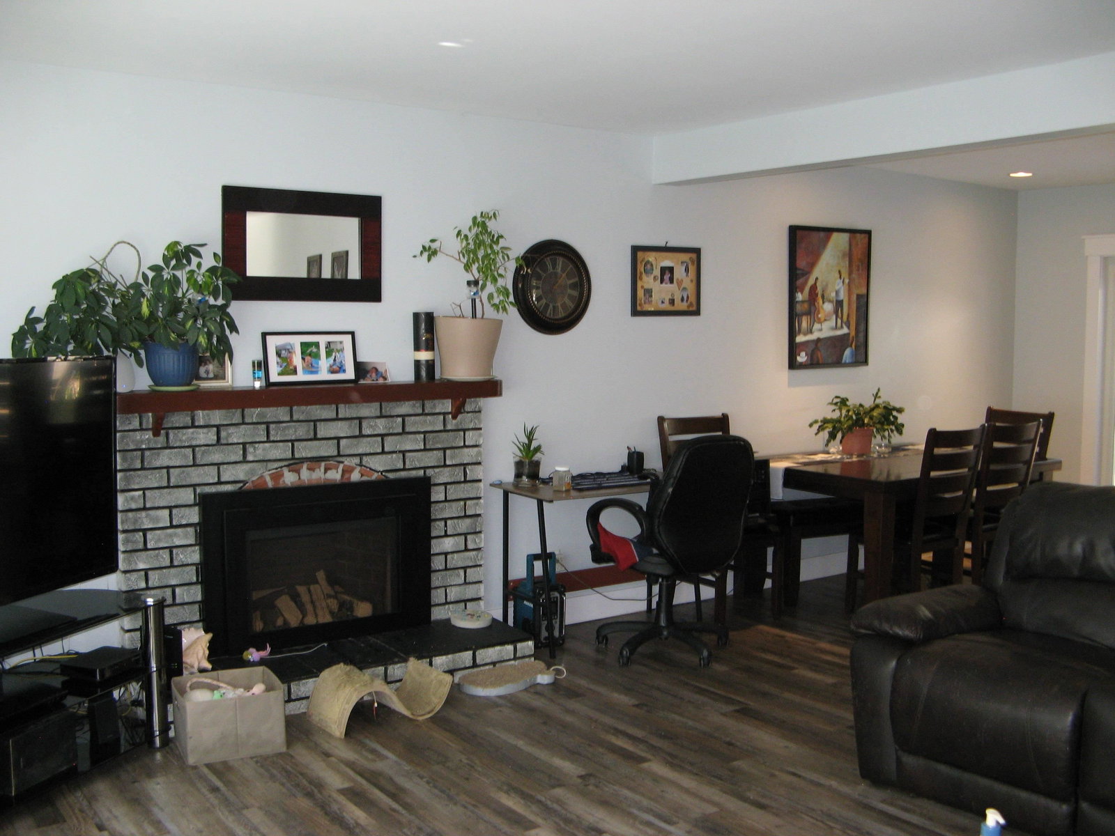 Listing Image 5